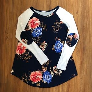 🍁FALL FAV🍁 Floral Top w/ elbow patches